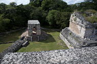 Mayan Arch at Ek Balam - ek balam mayan ruins,ek balam mayan temple,mayan temple pictures,mayan ruins photos